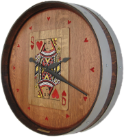 A3-Queen-Of-Hearts-Gameroom-Wine-Clock    